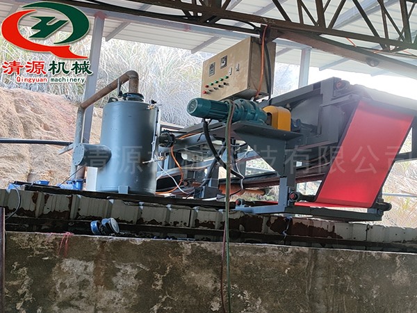 真空帶式過濾機安裝現(xiàn)場