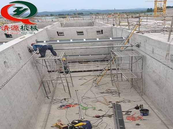 鏈板式刮油刮泥機安裝